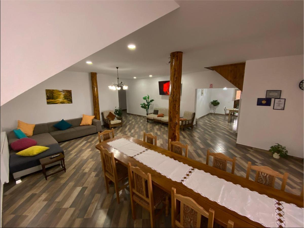 Dragus Casa Monicaゲストハウス エクステリア 写真